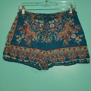 Flowy shorts